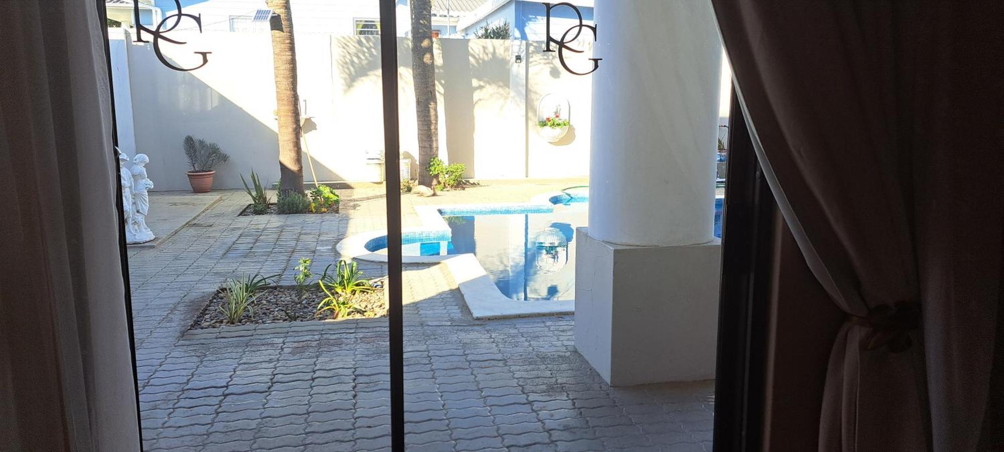 Raston Guest House Lambert's Bay Bilik gambar
